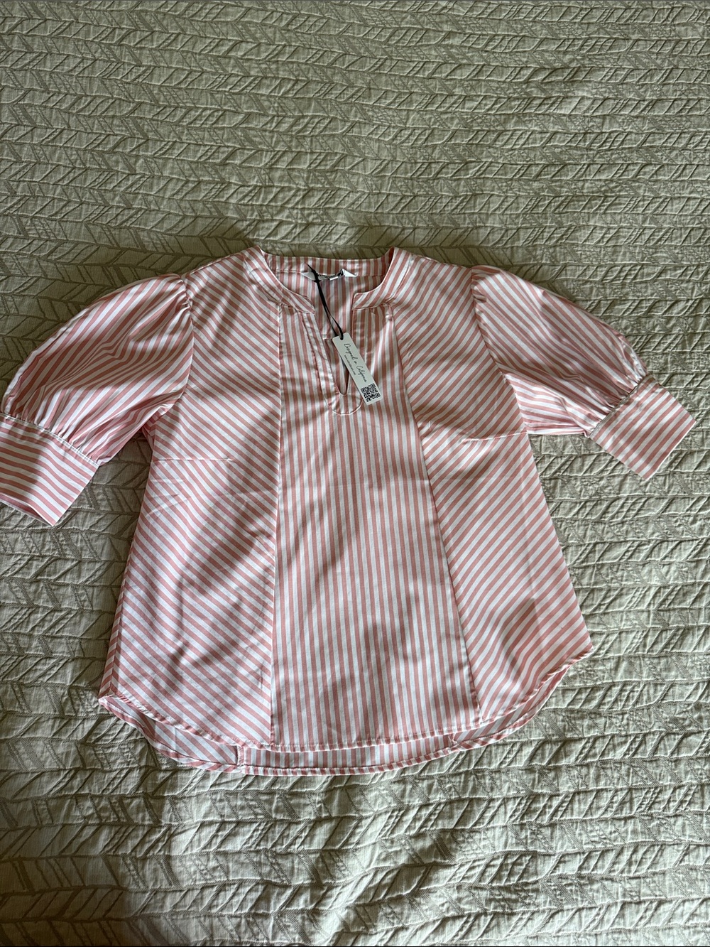 Velvet Heart Pink and White Striped Puff-Sleeve Blouse